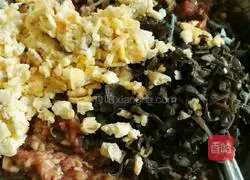 Illustration of how to make meat buns 9