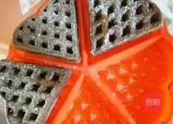 Illustration of how to make matcha red bean waffles 5