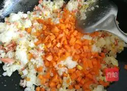 Illustration of how to make fried rice for singles 8