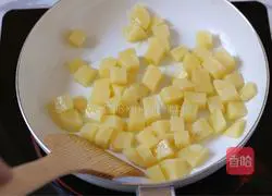 Potato braised rice recipe 3