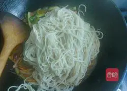 Xinjiang fried noodles recipe 9