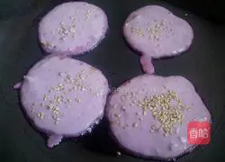 Milk-flavored multi-grain purple potato cake recipe 9