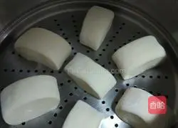 Illustration of how to make homemade steamed buns 8