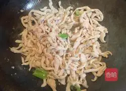 Illustration of how to make fried pancakes 9