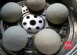 Illustration of how to make old noodles steamed buns 8