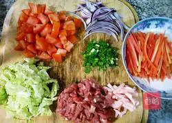 Illustration of how to make colorful fried noodles 2