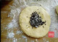 Illustration of how to make cornmeal pancakes 9