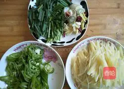 Spring pancakes rolled into shredded potatoes Illustration of how to do it 5