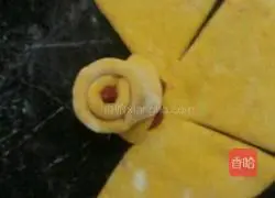 Illustration of how to make rose steamed buns 3