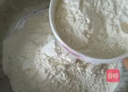 Steamed Illustration of how to make cakes 1