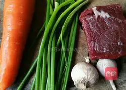 Illustration of how to make curry beef and egg fried rice 3