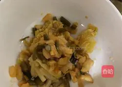 Illustration of how to make snail noodles 6