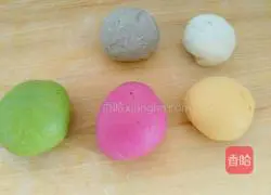 Illustration of how to make lace dumplings 1