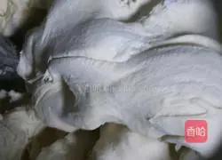 Knife cutting Illustration of how to make steamed buns 1