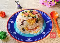 Illustration of how to make beef and egg fried rice 12