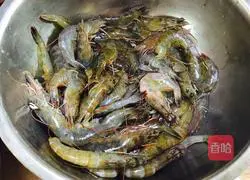 Baby Shrimp Wonton Recipe Illustration 1