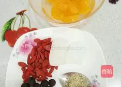 Illustration of how to make orange slices, Guiyuan, wolfberry, sweet wine, glutinous rice balls and boiled eggs 3
