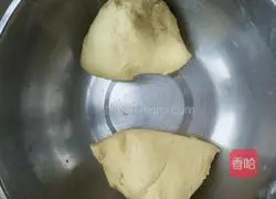 Illustration of how to make pumpkin steamed buns 16