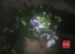 Illustration of how to make egg fried rice 1