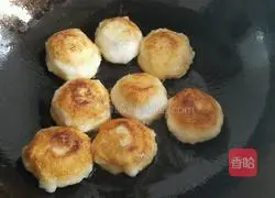 Illustration of how to make pancakes 9