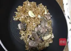 Illustration of how to make crispy fried rice 8