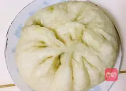 Illustration of how to make large steamed buns with vegetarian filling 11