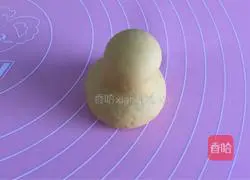 Illustration of how to make pineapple steamed buns in late autumn 11