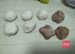  Illustration of how to make panda steamed buns 7