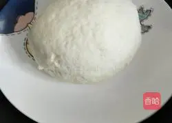 Illustration of how to make leek, shrimp, egg dumplings 1