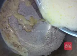 Illustration of how to make cocoa waffles 6