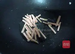 Illustration of how to make fried noodles with eggs 6