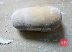 Illustration of how to make pumpkin steamed buns 7