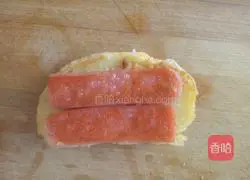 Illustration of simple steamed bun semi-circle making 8