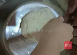 Illustration of how to make milk-flavored steamed buns 3