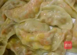 Pork, corn and carrot dumplings recipe 5