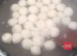 Illustration of how to make meat-filled glutinous rice balls 6