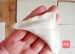 Yuanbao Wonton Wrapping Method Illustration 9