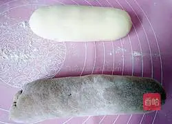 Chocolate Bear Buns Recipe Illustration 4