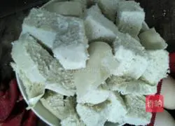 Tomatoes Illustration of how to make fried steamed buns with eggs 2