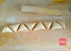 Illustration of how to make colorful steamed buns (pumpkin noodles) 11