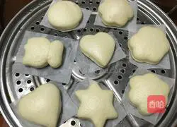 Illustration of how to make milk steamed buns 14