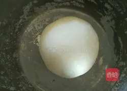 Illustration of how to make milk-flavored steamed buns 4