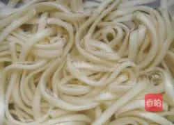 Illustration of making soybean paste cold noodles 8