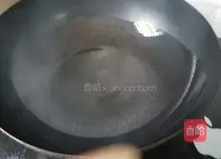 Illustration of how to make egg pancakes rolled with ham 3