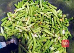 Cornmeal Steamed Buns Recipe Illustration 15