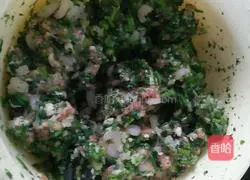 Illustration of how to make shepherd's purse and shrimp wontons 1