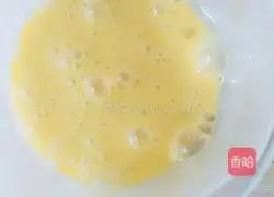 Illustration of how to make egg and green onion cake 2