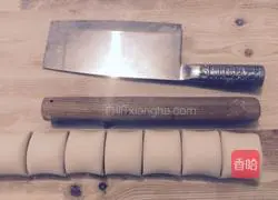 Illustration of how to make white steamed buns 10