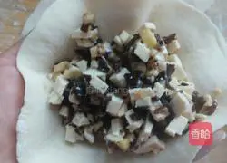 Illustration of how to make mushroom and tofu stuffed buns 8