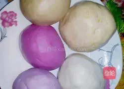 Illustration of how to make homemade colorful glutinous rice balls 4